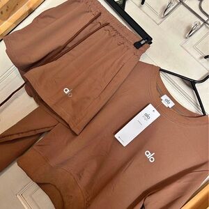 ALO Yoga Espresso Brown Set